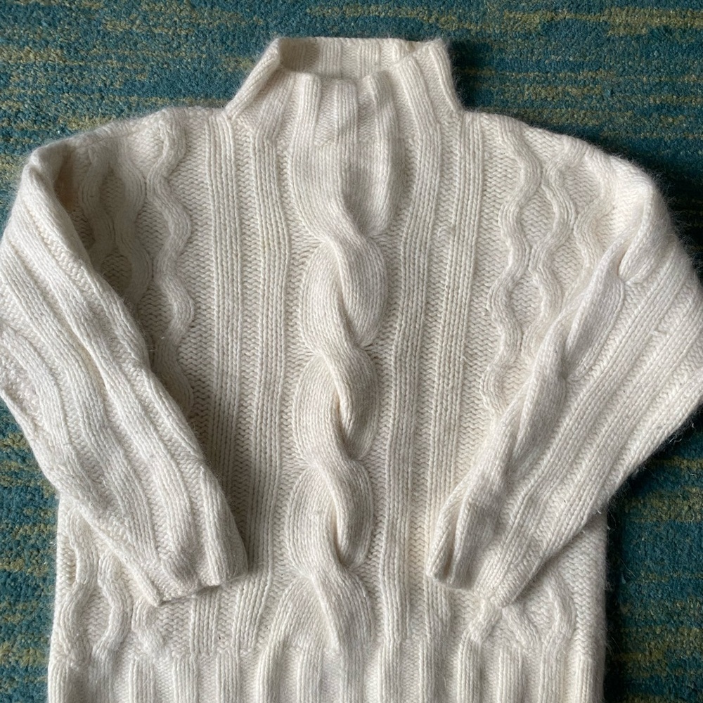 Express Ivory Cable Knit Turtleneck Sweater- size L